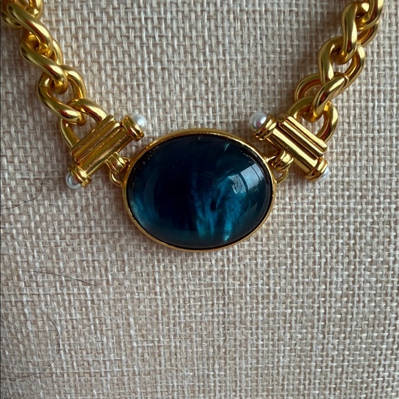 Elegant Gold and Blue Necklace